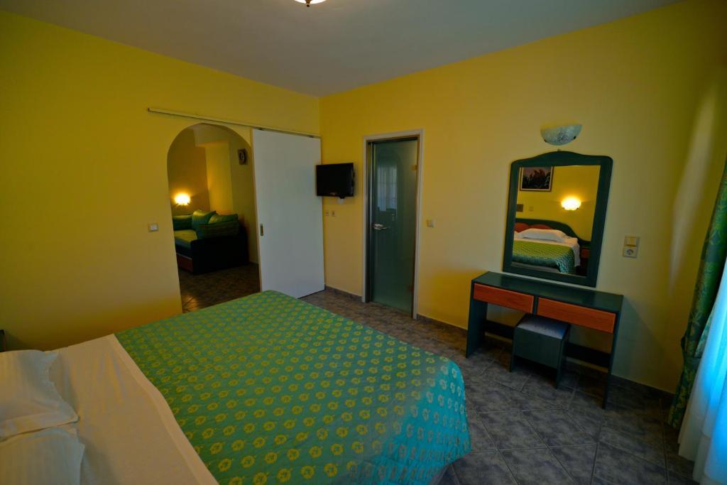 Hotel Odeon Vasilikí Rum bild